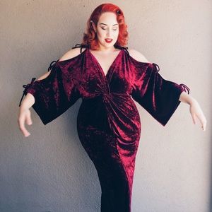 Vintage-style Cold Shoulder Bias Cut Gown